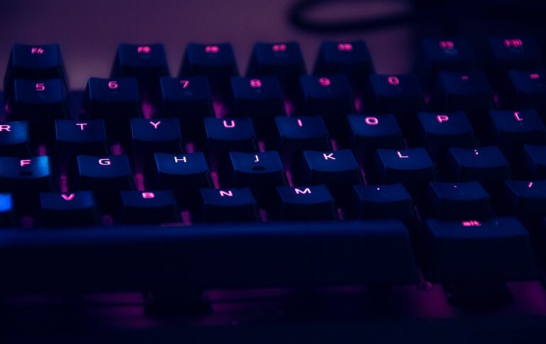 Mechanical backlit keyboard