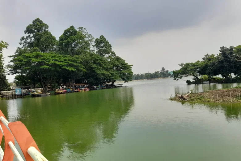 Danau Situ Cipondoh: Oasis Kota Tangerang yang Menyimpan Pesona Tersembunyi